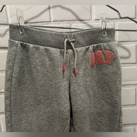 GAP Kids Grey Sweatpants/size S - Picture 7 of 7